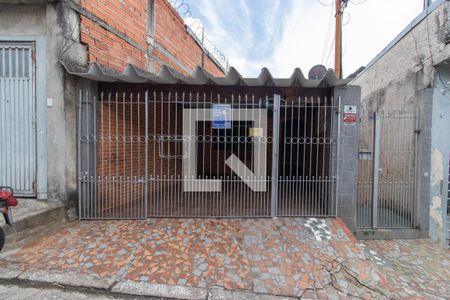 Casa para alugar com 90m², 2 quartos e 2 vagas Casa para alugar com 90m², 2 quartos e 2 vagasFachada