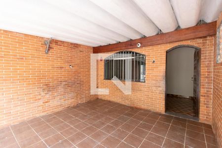 Casa para alugar com 90m², 2 quartos e 2 vagas Casa para alugar com 90m², 2 quartos e 2 vagasGaragem
