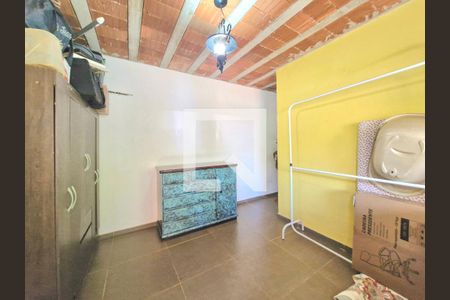 Casa à venda com 270m², 7 quartos e 4 vagas Casa à venda com 270m², 7 quartos e 4 vagasÁrea comum