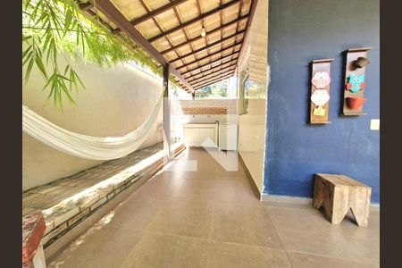 Casa à venda com 270m², 7 quartos e 4 vagas Casa à venda com 270m², 7 quartos e 4 vagasÁrea comum