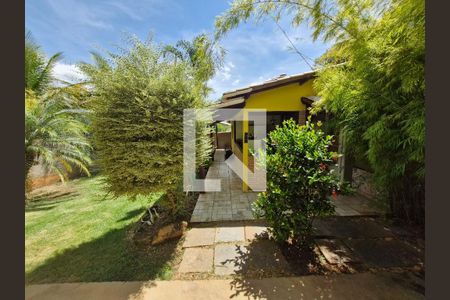 Casa à venda com 270m², 7 quartos e 4 vagas Casa à venda com 270m², 7 quartos e 4 vagasÁrea comum