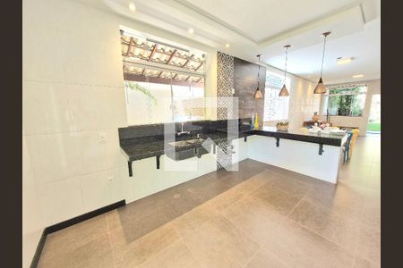 Sala/ Cozinha  de casa à venda com 7 quartos, 270m² em Recanto da Lagoa, Lagoa Santa