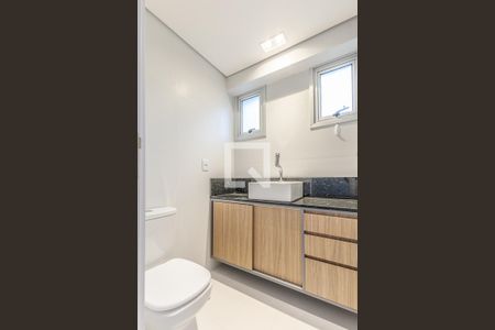 Apartamento à venda com 74m², 2 quartos e 1 vagaBanheiro Suite