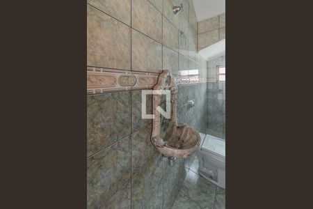 Casa à venda com 223m², 4 quartos e 3 vagas Casa à venda com 223m², 4 quartos e 3 vagasLavabo