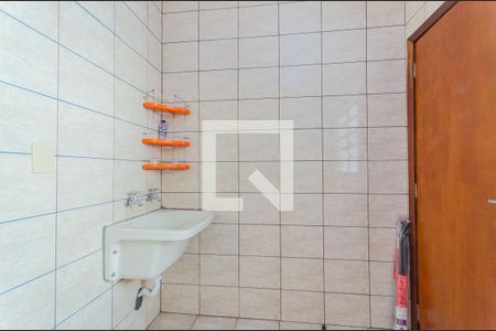 Casa à venda com 223m², 4 quartos e 3 vagas Casa à venda com 223m², 4 quartos e 3 vagasÁrea de Serviço