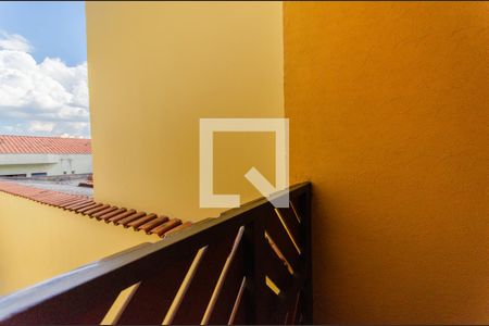 Casa à venda com 223m², 4 quartos e 3 vagas Casa à venda com 223m², 4 quartos e 3 vagasVaranda da Suíte 2