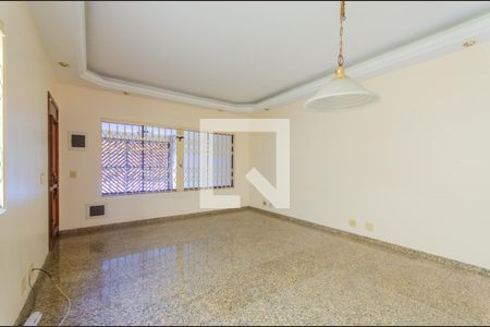 Sala de casa à venda com 4 quartos, 223m² em Ipiranga, São Paulo