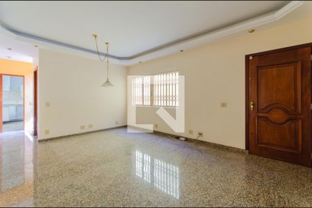 Sala de casa à venda com 4 quartos, 223m² em Ipiranga, São Paulo