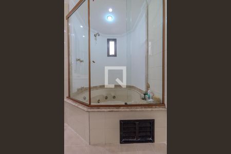 Apartamento para alugar com 200m², 4 quartos e 3 vagas Apartamento para alugar com 200m², 4 quartos e 3 vagasBanheiro