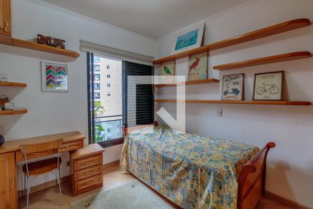 Apartamento para alugar com 200m², 4 quartos e 3 vagas Apartamento para alugar com 200m², 4 quartos e 3 vagasQuarto