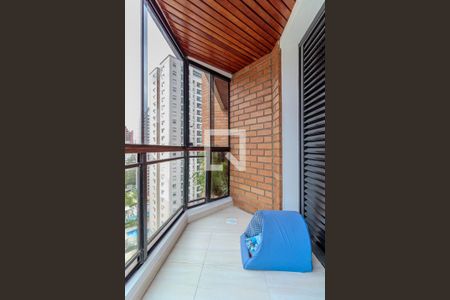 Apartamento para alugar com 200m², 4 quartos e 3 vagas Apartamento para alugar com 200m², 4 quartos e 3 vagasSacada