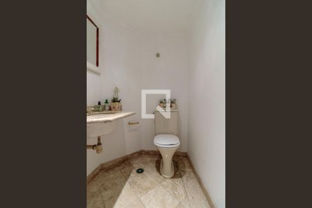 Apartamento para alugar com 200m², 4 quartos e 3 vagas Apartamento para alugar com 200m², 4 quartos e 3 vagasBanheiro