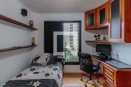 Apartamento para alugar com 200m², 4 quartos e 3 vagas Apartamento para alugar com 200m², 4 quartos e 3 vagasQuarto