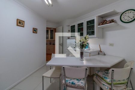 Apartamento para alugar com 200m², 4 quartos e 3 vagas Apartamento para alugar com 200m², 4 quartos e 3 vagasCozinha