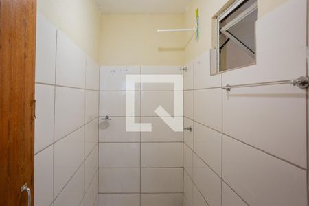 Banheiro de kitnet/studio para alugar com 1 quarto, 22m² em Havaí, Belo Horizonte