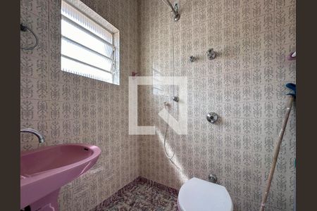 Casa para alugar com 380m², 3 quartos e 2 vagasBanheiro Suíte