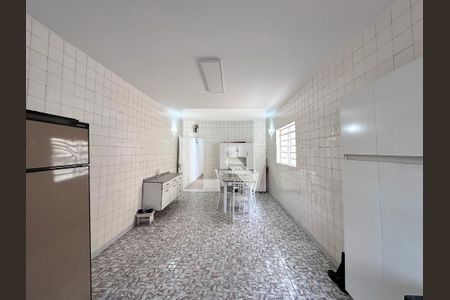 Casa para alugar com 380m², 3 quartos e 2 vagasCozinha