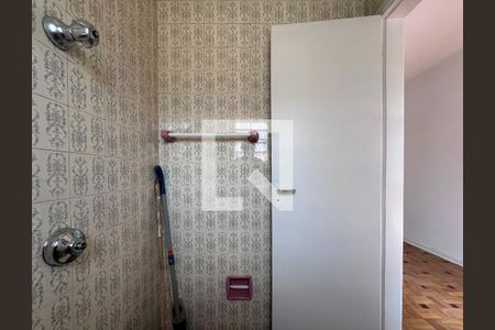 Casa para alugar com 380m², 3 quartos e 2 vagasBanheiro Suíte