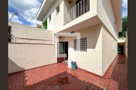 Casa para alugar com 380m², 3 quartos e 2 vagasQuintal