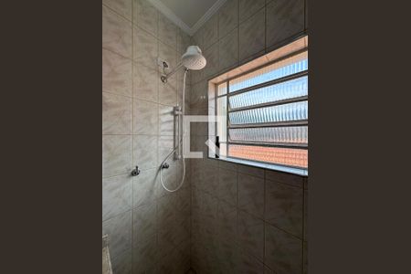 Casa para alugar com 380m², 3 quartos e 2 vagasBanheiro Social