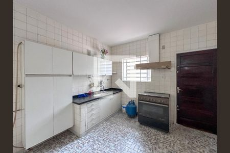 Casa para alugar com 380m², 3 quartos e 2 vagasCozinha