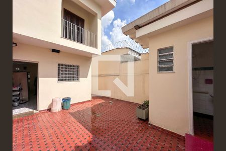 Casa para alugar com 380m², 3 quartos e 2 vagasQuintal