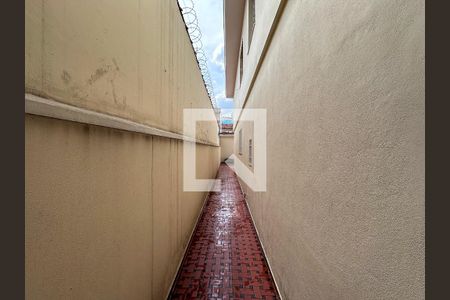 Casa para alugar com 380m², 3 quartos e 2 vagasQuintal Lateral