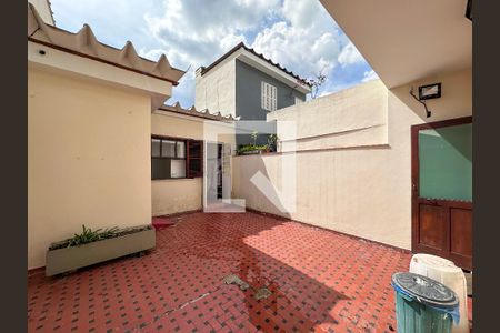 Casa para alugar com 380m², 3 quartos e 2 vagasQuintal