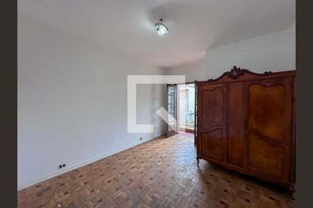 Casa para alugar com 380m², 3 quartos e 2 vagasSuíte