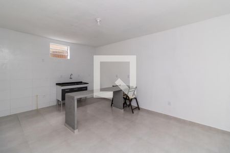Sala de casa para alugar com 1 quarto, 40m² em Parque Boturussu, São Paulo