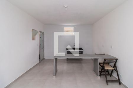 Sala de casa para alugar com 1 quarto, 40m² em Parque Boturussu, São Paulo