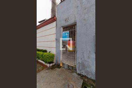 Casa para alugar com 40m², 1 quarto e sem vaga Casa para alugar com 40m², 1 quarto e sem vagaFachada
