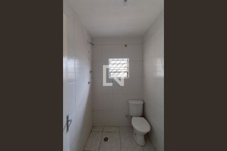Banheiro de casa para alugar com 1 quarto, 40m² em Parque Boturussu, São Paulo