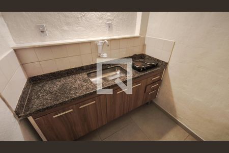 Cozinha de kitnet/studio para alugar com 1 quarto, 25m² em Cidade Nova, Rio de Janeiro
