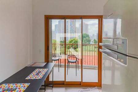 Sala / Cozinha de apartamento para alugar com 2 quartos, 40m² em Butantã, São Paulo