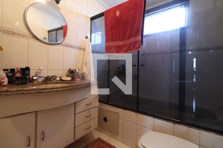 Apartamento à venda com 138m², 4 quartos e 2 vagasBanheiro da Suíte 1