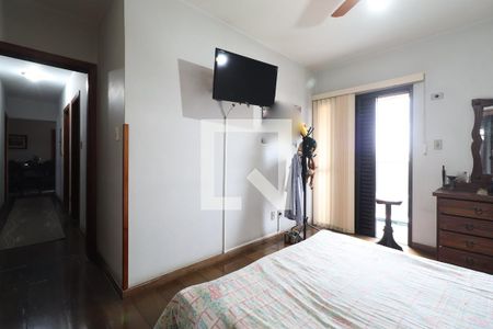 Apartamento à venda com 138m², 4 quartos e 2 vagasSuíte 1