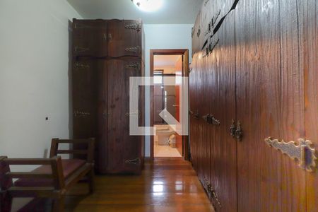 Apartamento à venda com 138m², 4 quartos e 2 vagasCloset da suíte 1