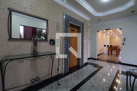 Apartamento à venda com 138m², 4 quartos e 2 vagasHall social