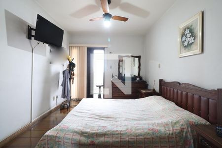 Apartamento à venda com 138m², 4 quartos e 2 vagasSuíte 1