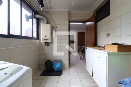 Apartamento à venda com 138m², 4 quartos e 2 vagasLavanderia