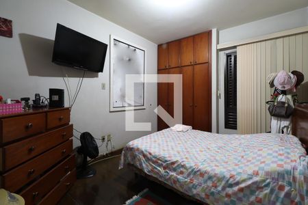 Apartamento à venda com 138m², 4 quartos e 2 vagasQuarto 1