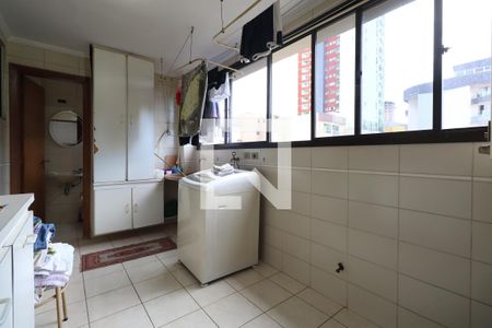 Apartamento à venda com 138m², 4 quartos e 2 vagasLavanderia