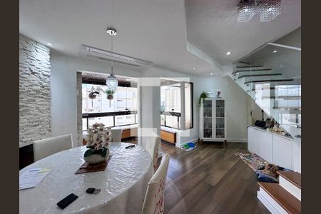 Sala de apartamento à venda com 4 quartos, 150m² em Campo Belo, São Paulo