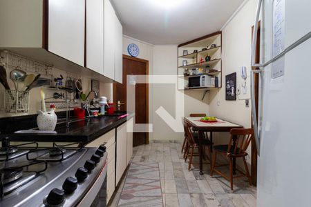 Apartamento à venda com 132m², 3 quartos e 2 vagasCozinha