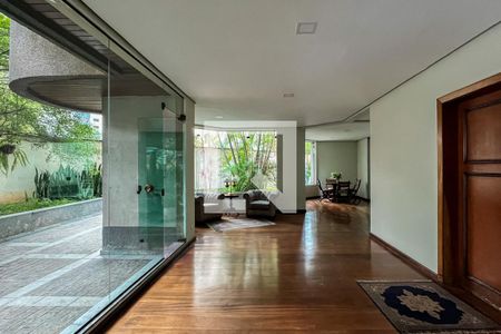 Apartamento à venda com 132m², 3 quartos e 2 vagasHall Social