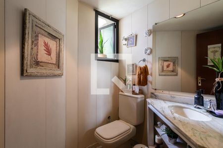 Lavabo de apartamento à venda com 3 quartos, 132m² em Moema, São Paulo