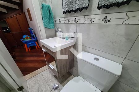 Casa à venda com 110m², 2 quartos e 2 vagasLavabo