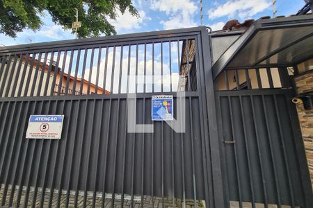 Casa à venda com 110m², 2 quartos e 2 vagasplaquinha