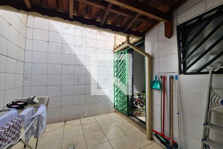 Casa à venda com 110m², 2 quartos e 2 vagasÁrea de Serviço